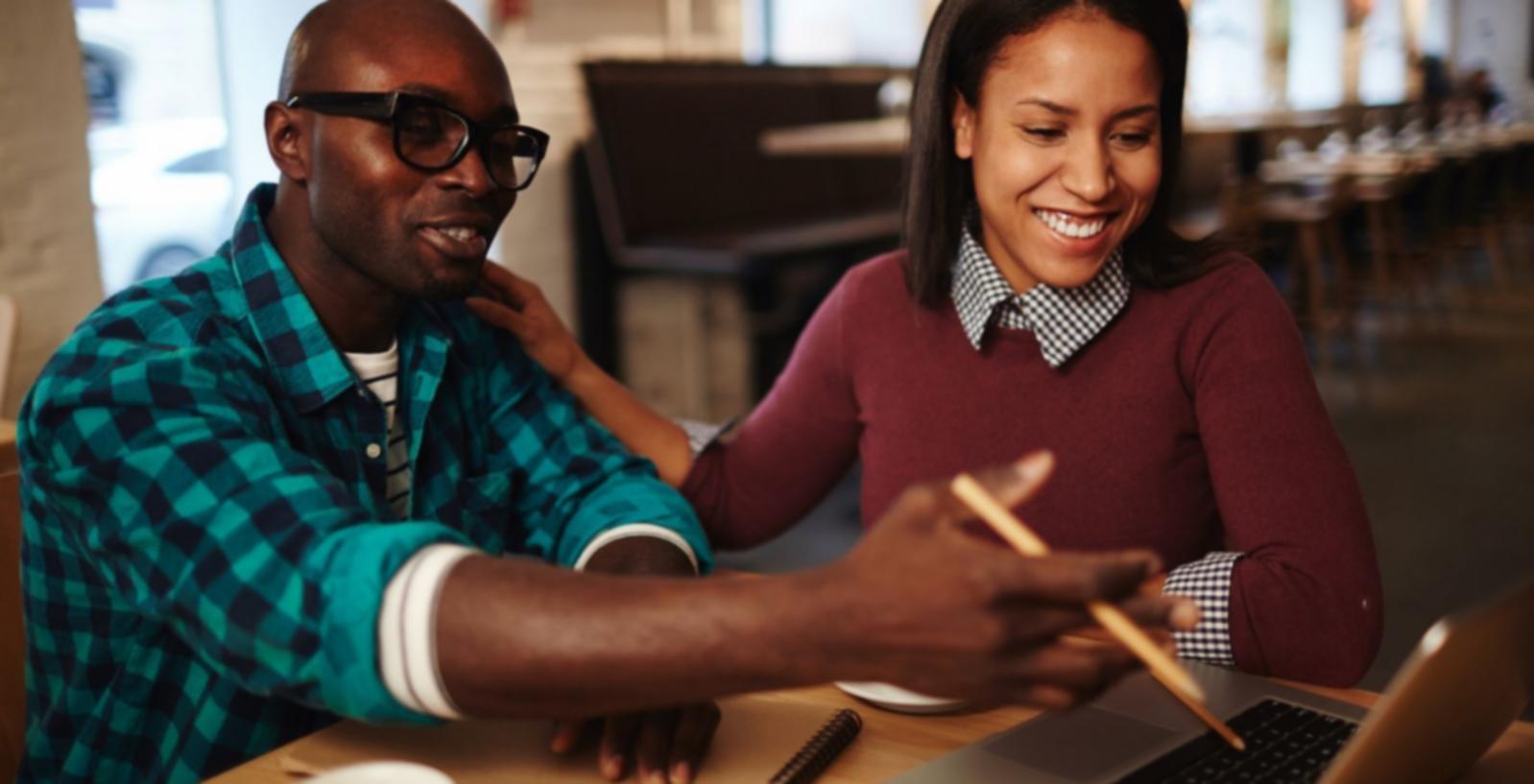 Students learning cash flow management online